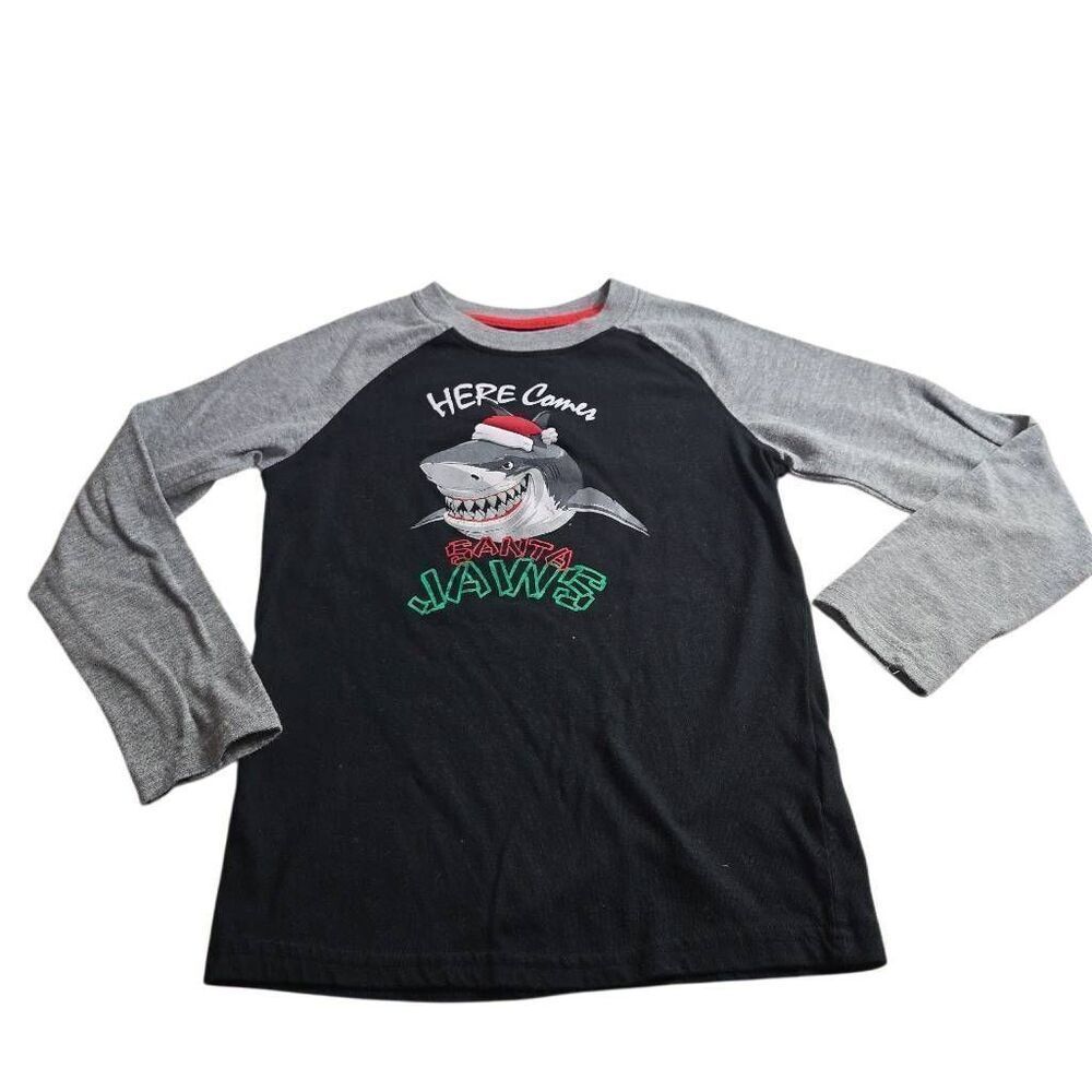 Seven Oaks Here Comes Santa Jaws shirt 7